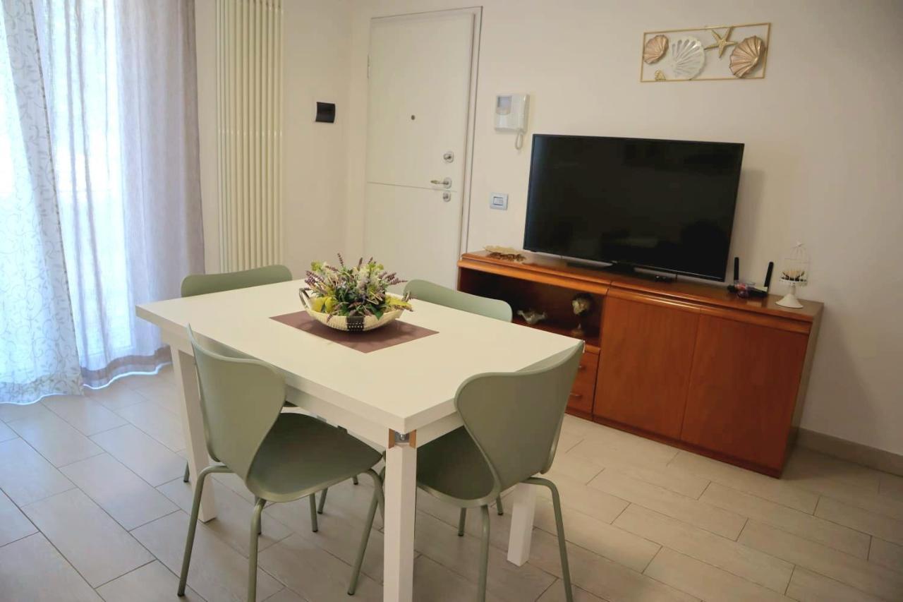 Melodie Del Conero - Nuovo Bilocale, In Posizione Strategica Villa Castelfidardo Luaran gambar